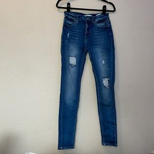 KanCan skinny jeans curvy fit